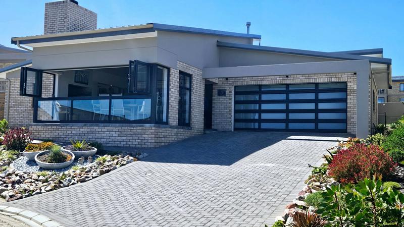 3 Bedroom Property for Sale in Dana Bay Western Cape